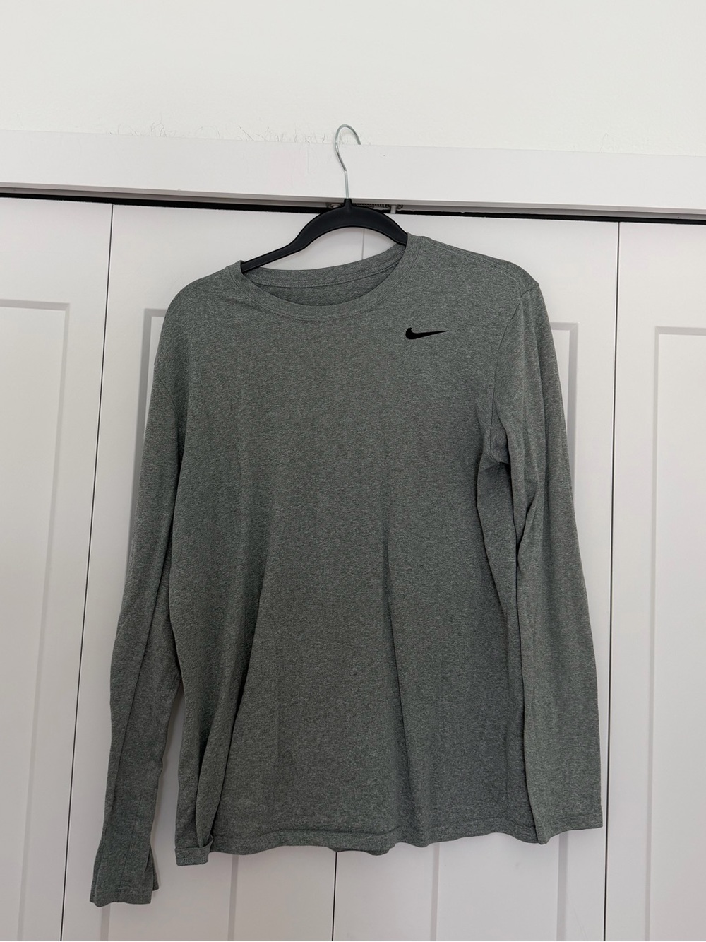 Nike Heather Gray Long Sleeve Dri-FIT Crew Shirt